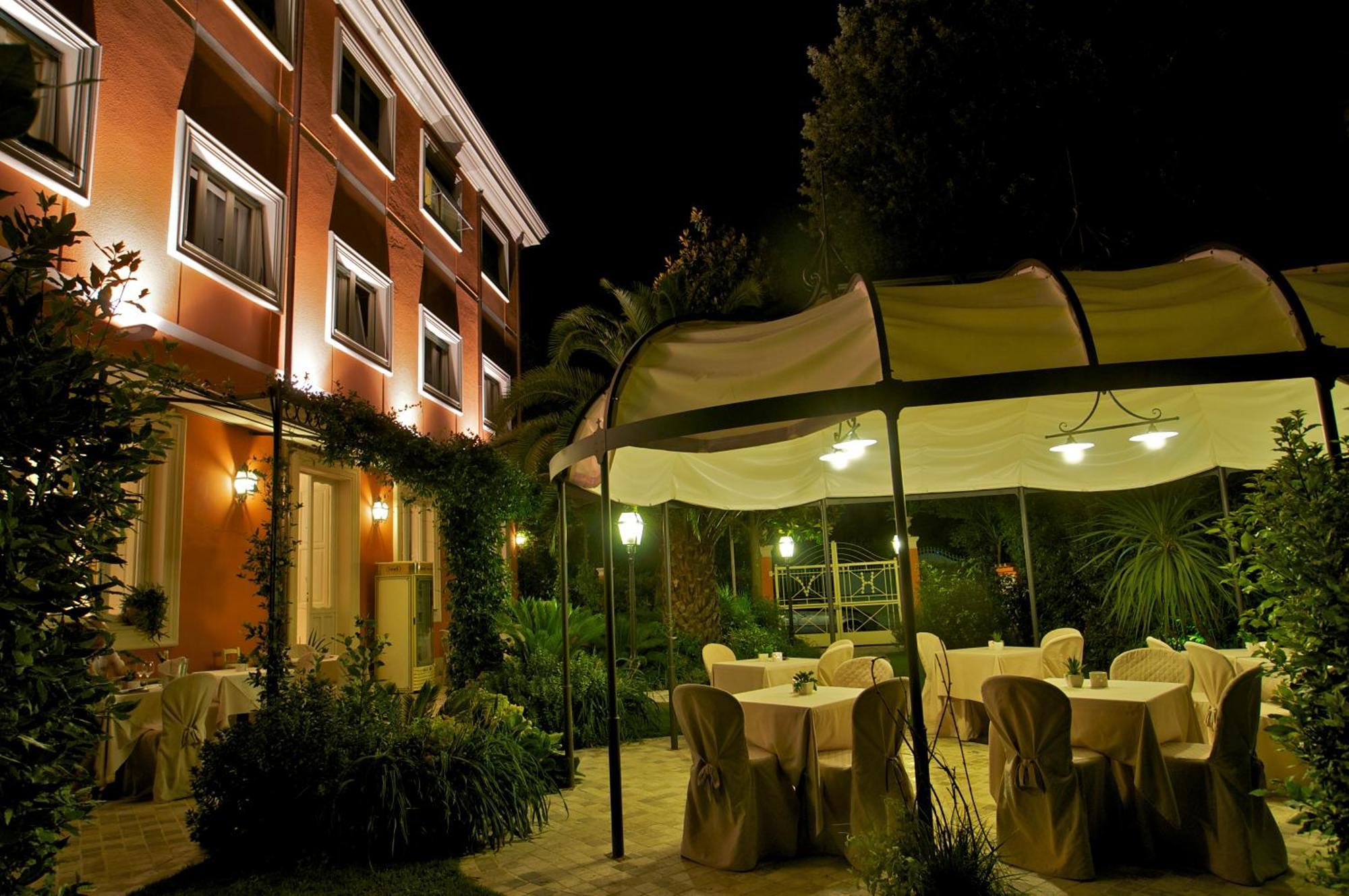 Hotel Viscardo Forte dei Marmi Ngoại thất bức ảnh